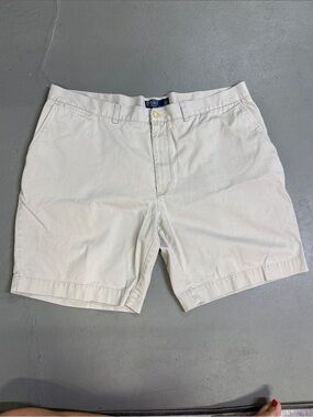 Polo by Ralph Lauren Men's light khaki Flat Front Shorts